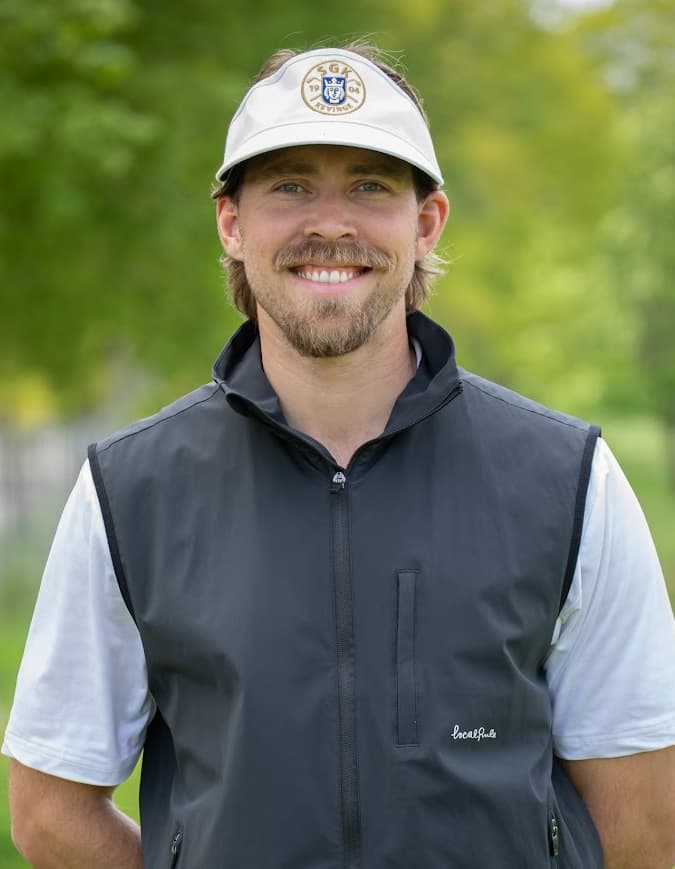 Donald Pearson, PGA-utbildad golftränare